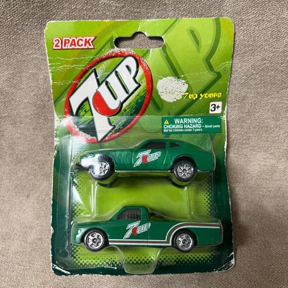 Vintage 7-UP 2-pack Die-cast Cars - Picture 1 of 3
